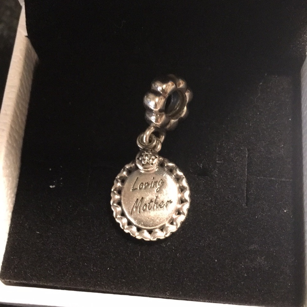 Pandora Loving Mother charm